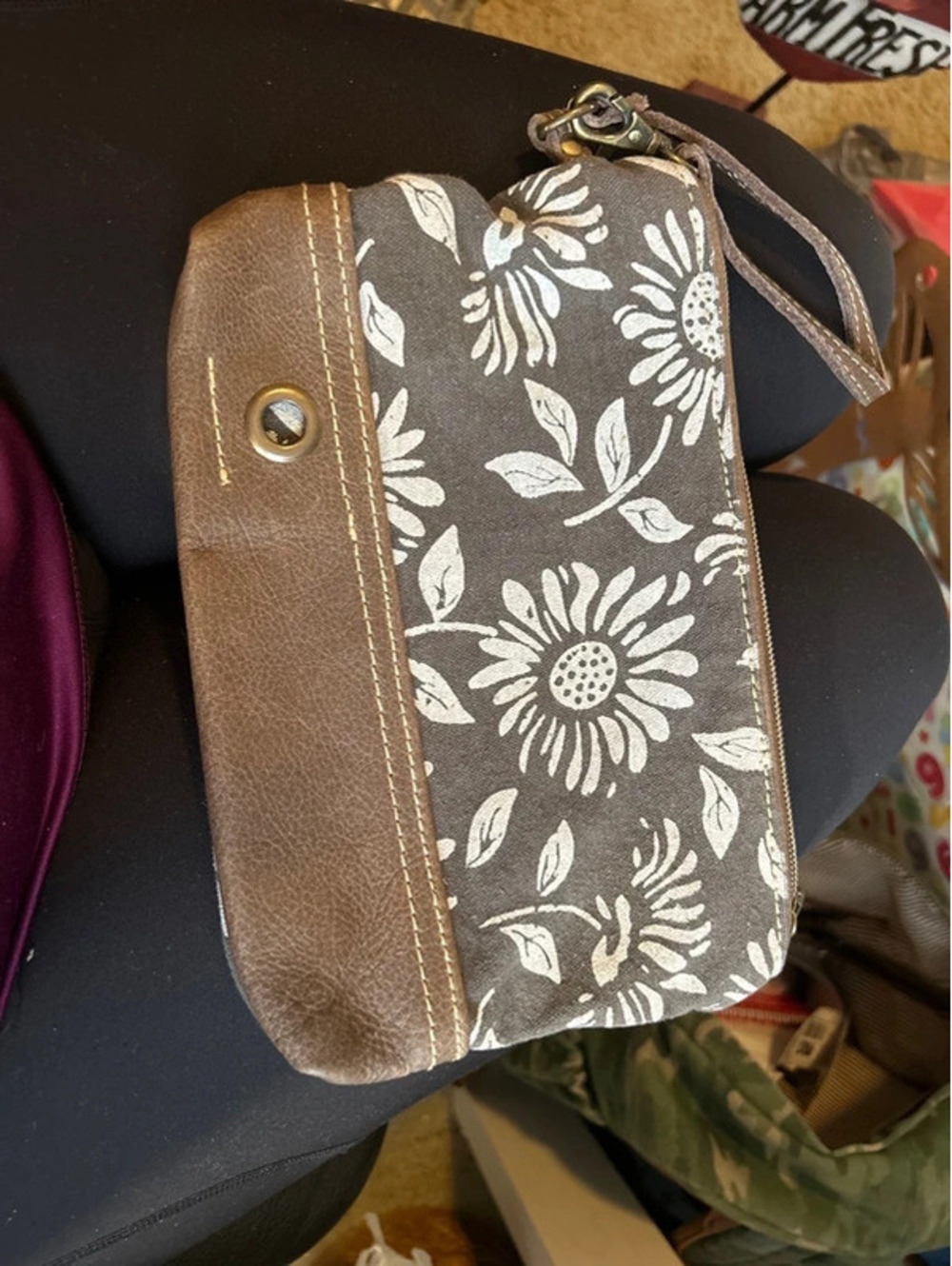 Myra wristlet